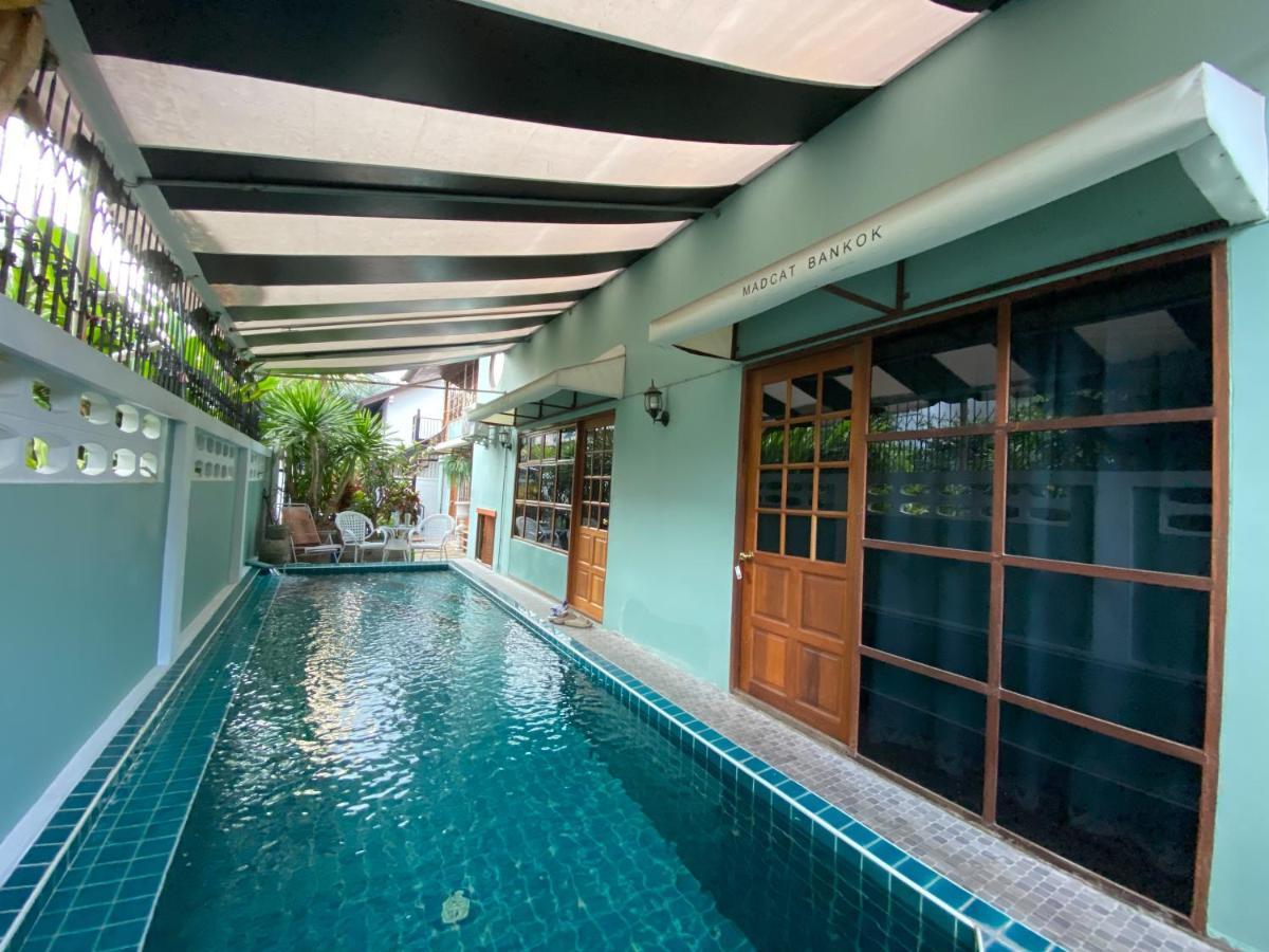 T-House Bkk 2Floors Near Bts With Swimming Pool And Free Wifi Hotel Bangkok Exterior photo