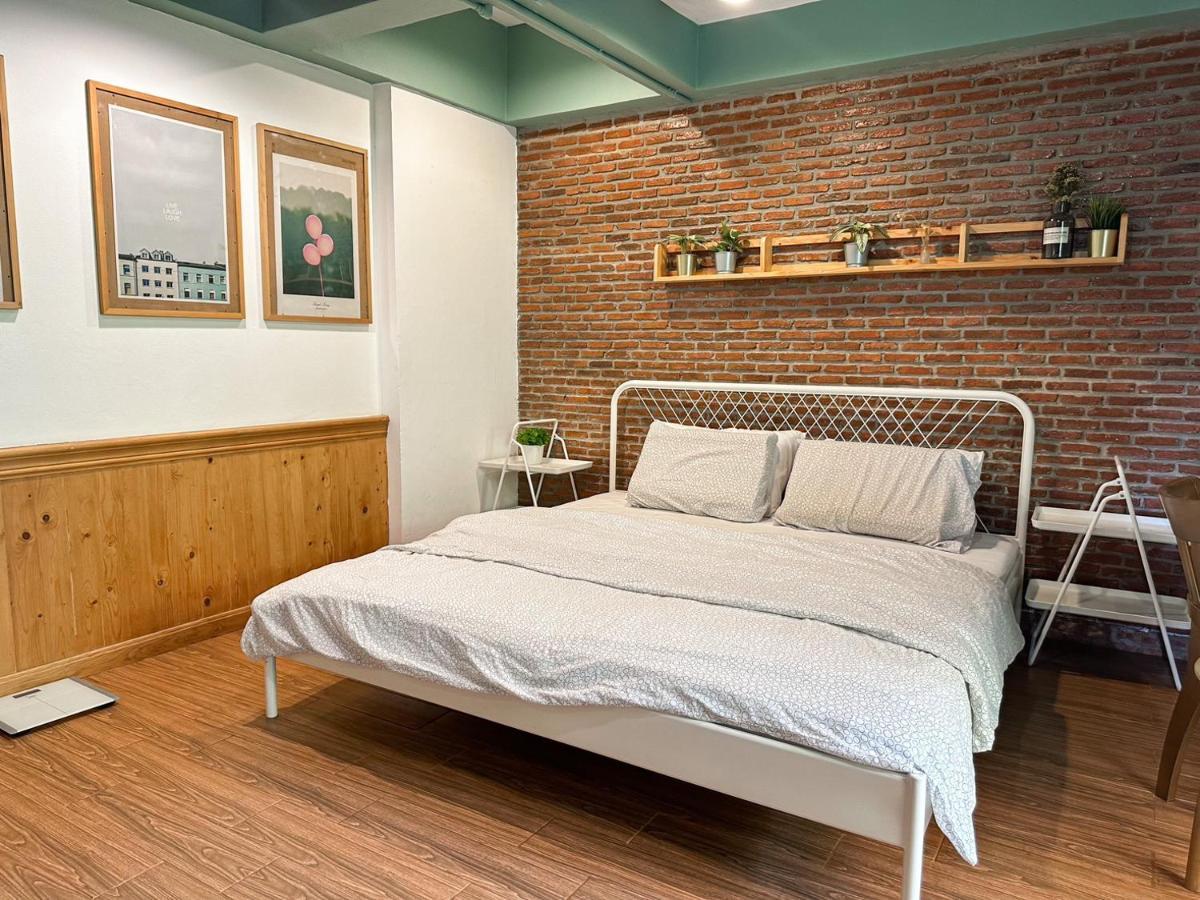 T-House Bkk 2Floors Near Bts With Swimming Pool And Free Wifi Hotel Bangkok Exterior photo