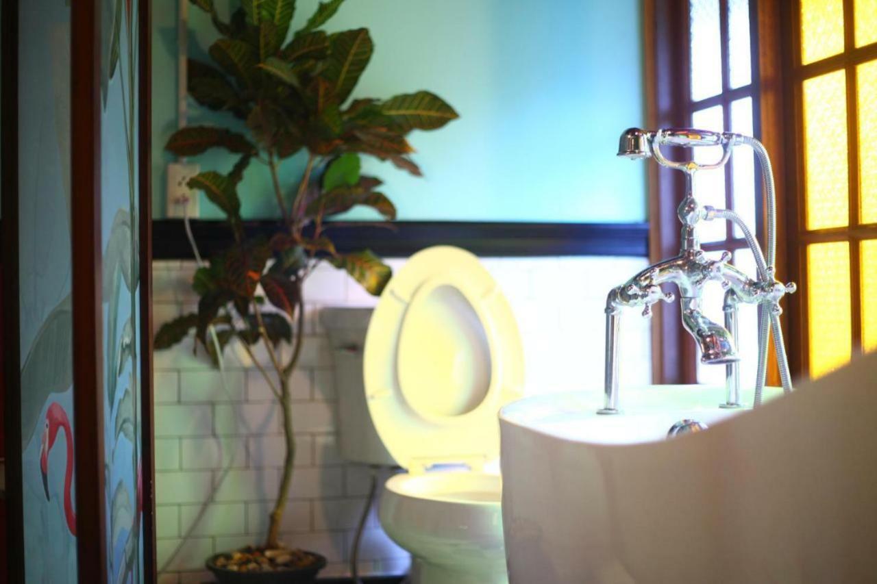 T-House Bkk 2Floors Near Bts With Swimming Pool And Free Wifi Hotel Bangkok Exterior photo