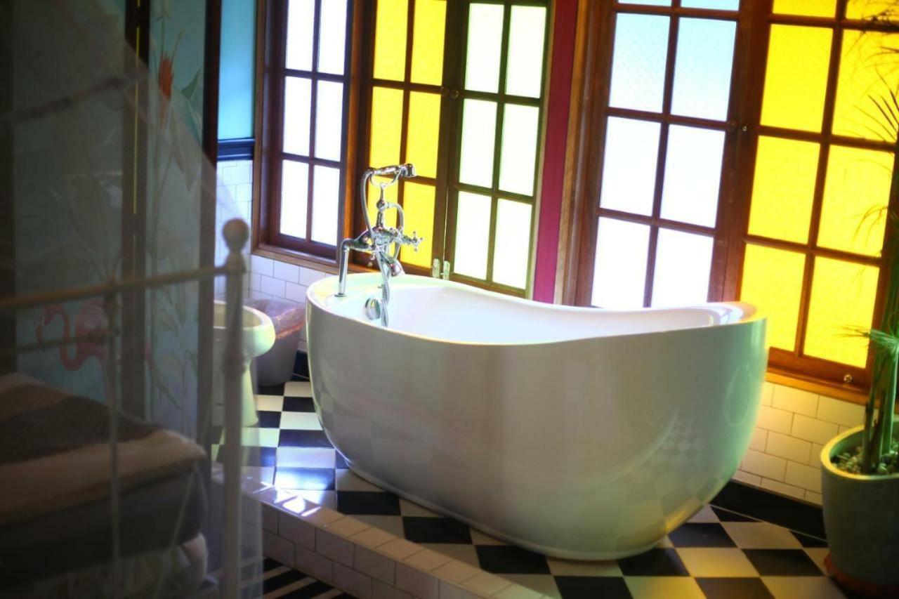 T-House Bkk 2Floors Near Bts With Swimming Pool And Free Wifi Hotel Bangkok Exterior photo