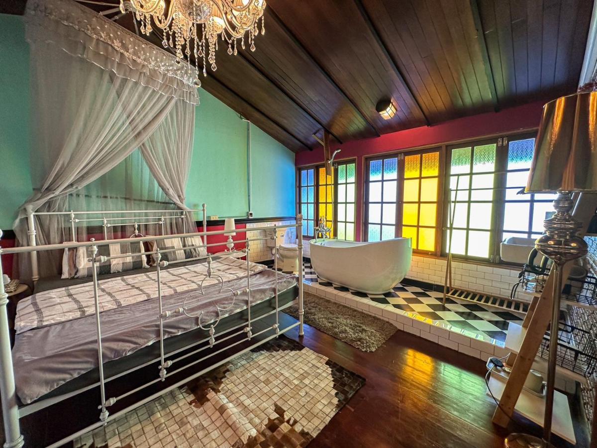T-House Bkk 2Floors Near Bts With Swimming Pool And Free Wifi Hotel Bangkok Exterior photo